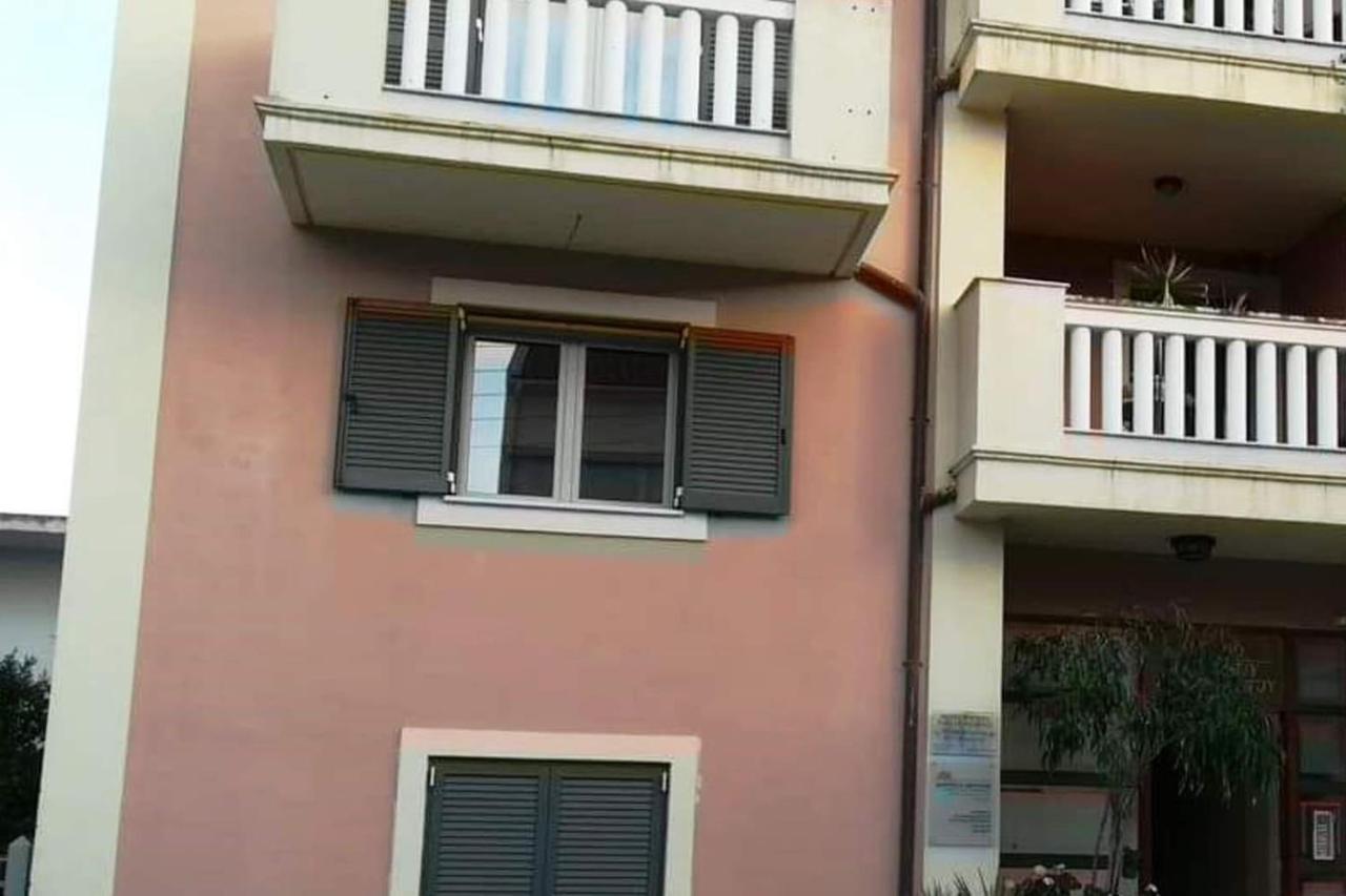 Sior Dionysios Apartment อาร์กอสโตลี ภายนอก รูปภาพ