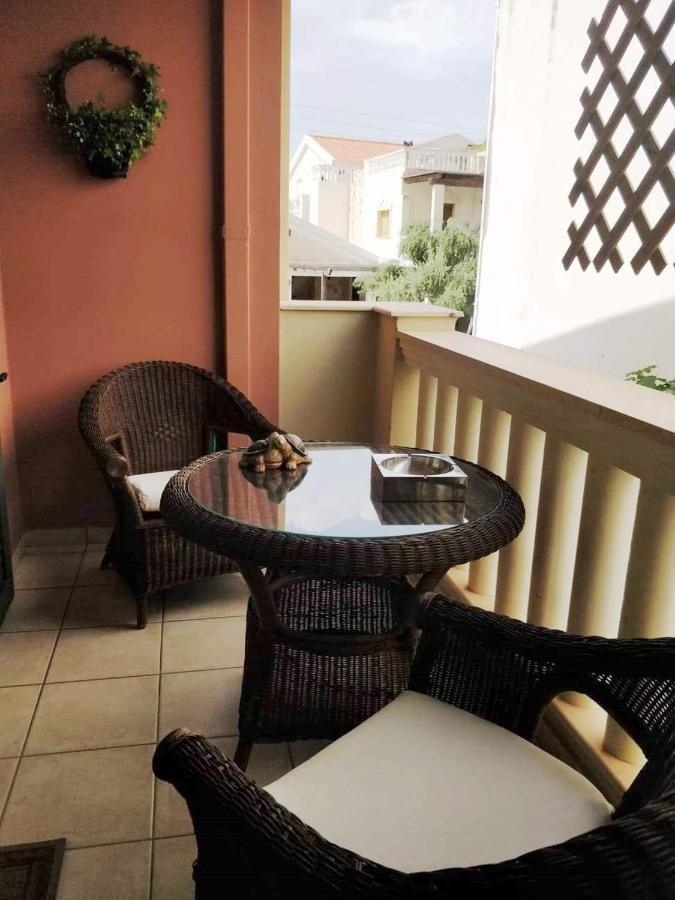 Sior Dionysios Apartment อาร์กอสโตลี ภายนอก รูปภาพ
