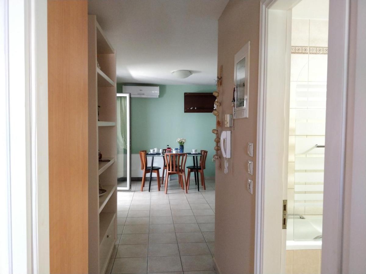 Sior Dionysios Apartment อาร์กอสโตลี ภายนอก รูปภาพ