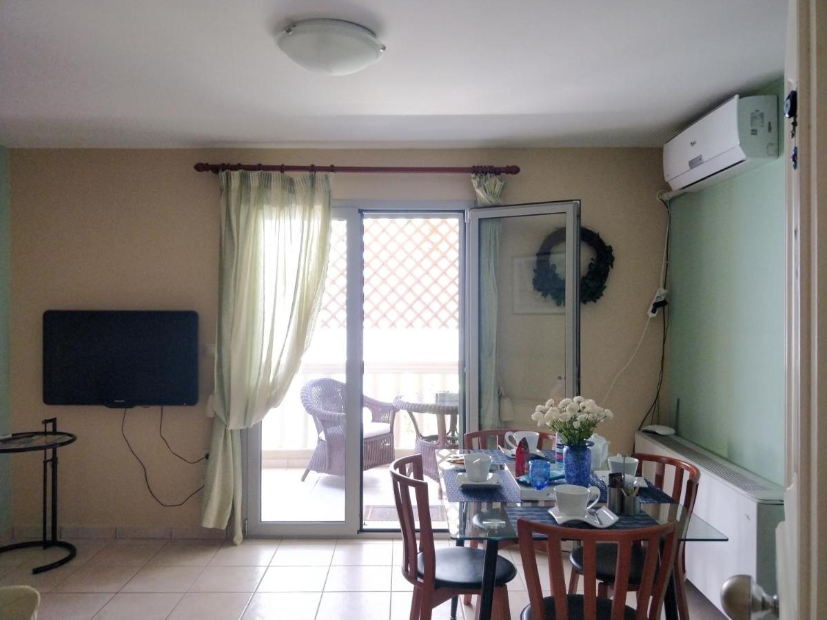 Sior Dionysios Apartment อาร์กอสโตลี ภายนอก รูปภาพ