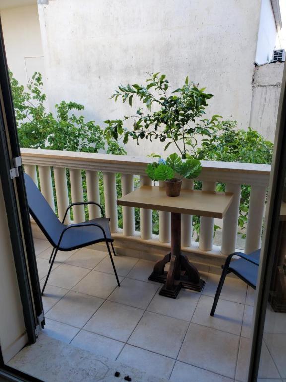 Sior Dionysios Apartment อาร์กอสโตลี ภายนอก รูปภาพ